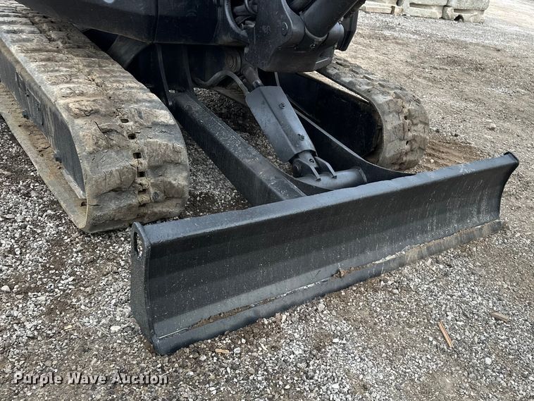 image for item DV0786 2014 Bobcat E26 mini excavator