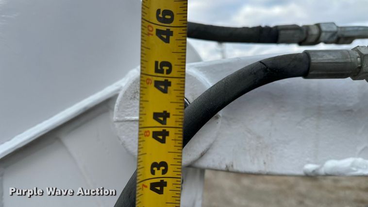 image for item DV0786 2014 Bobcat E26 mini excavator