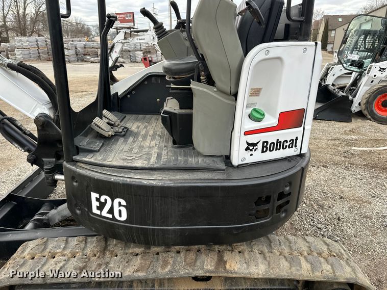 image for item DV0786 2014 Bobcat E26 mini excavator