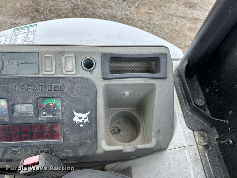 image for item DV0786 2014 Bobcat E26 mini excavator