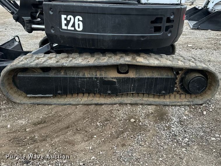 image for item DV0786 2014 Bobcat E26 mini excavator