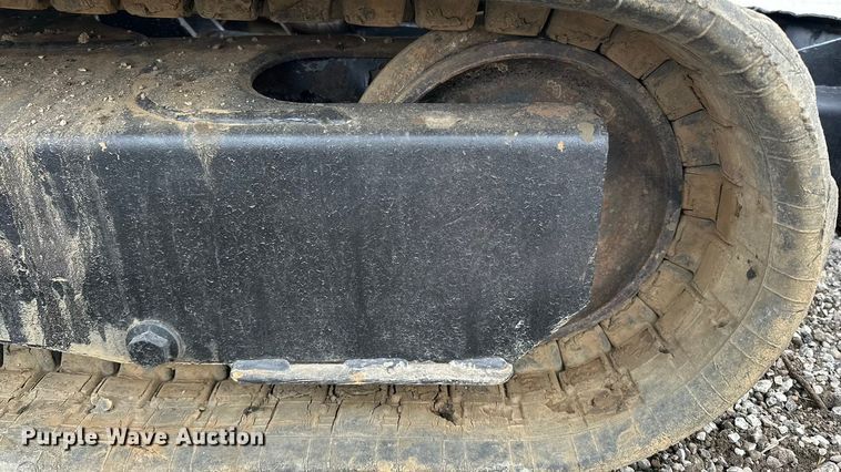 image for item DV0786 2014 Bobcat E26 mini excavator