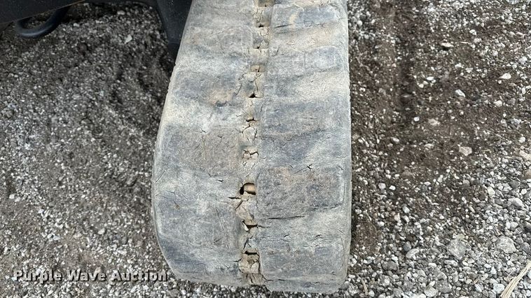 image for item DV0786 2014 Bobcat E26 mini excavator