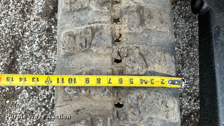 image for item DV0786 2014 Bobcat E26 mini excavator