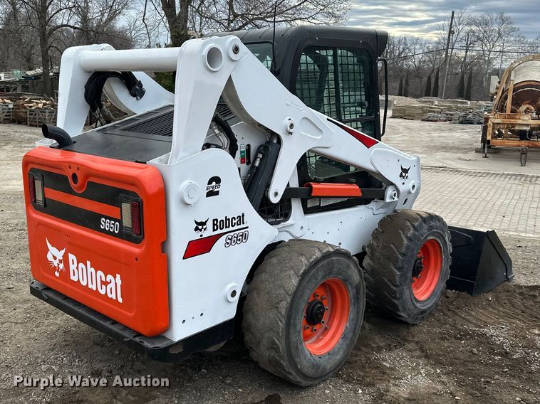 image for item DV0787 2018 Bobcat S650 skid steer loader