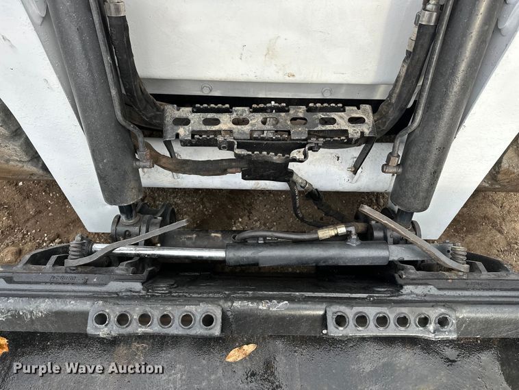 image for item DV0787 2018 Bobcat S650 skid steer loader