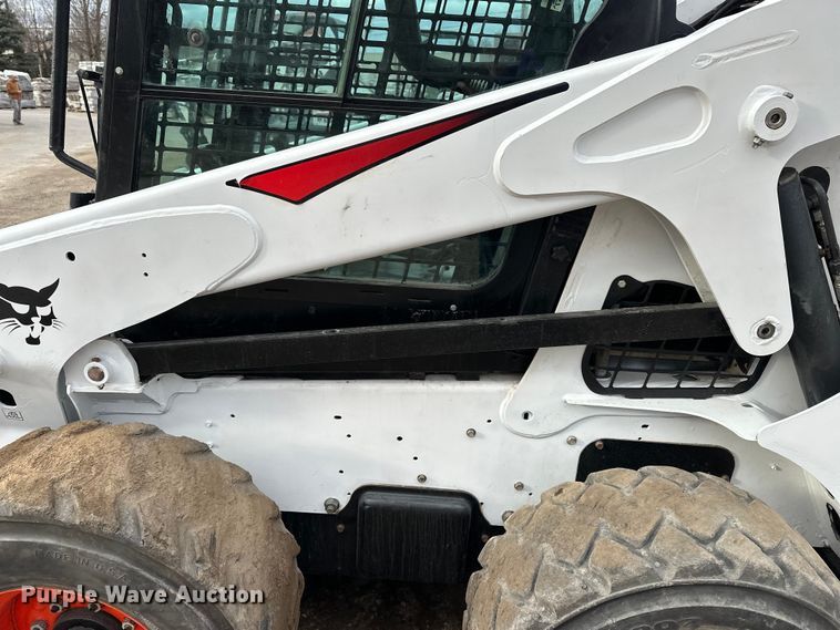 image for item DV0787 2018 Bobcat S650 skid steer loader