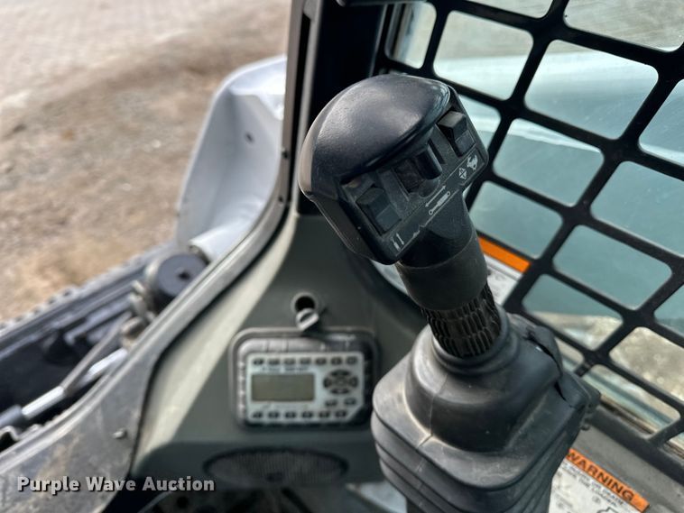 image for item DV0787 2018 Bobcat S650 skid steer loader