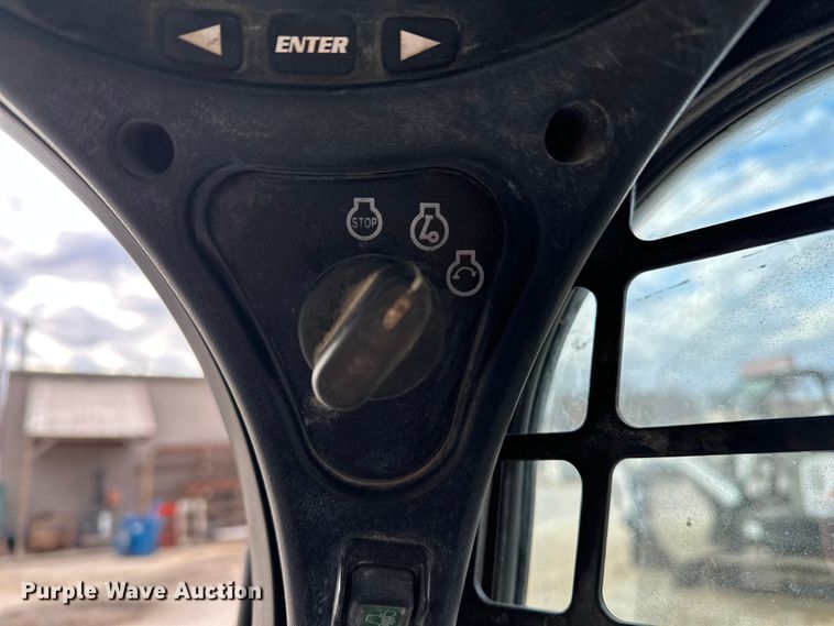 image for item DV0787 2018 Bobcat S650 skid steer loader