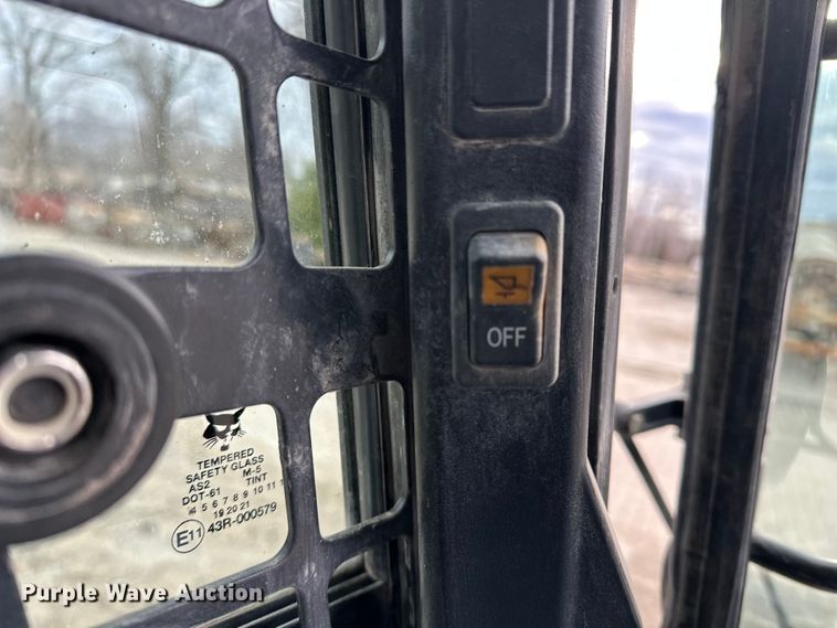 image for item DV0787 2018 Bobcat S650 skid steer loader