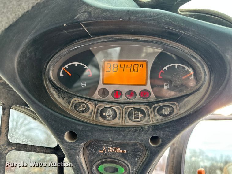 image for item DV0787 2018 Bobcat S650 skid steer loader