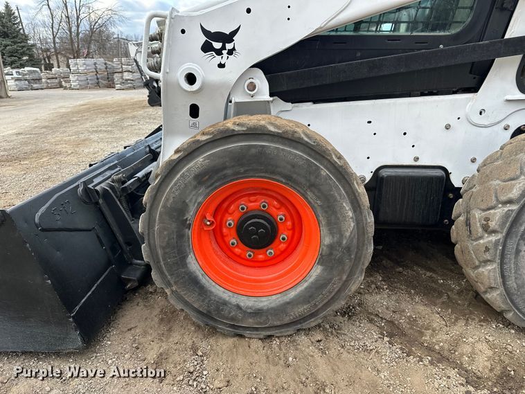 image for item DV0787 2018 Bobcat S650 skid steer loader