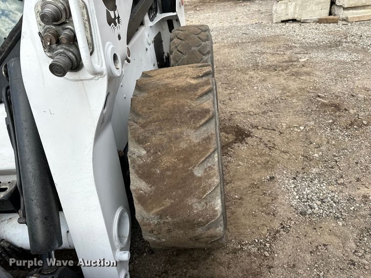 image for item DV0787 2018 Bobcat S650 skid steer loader