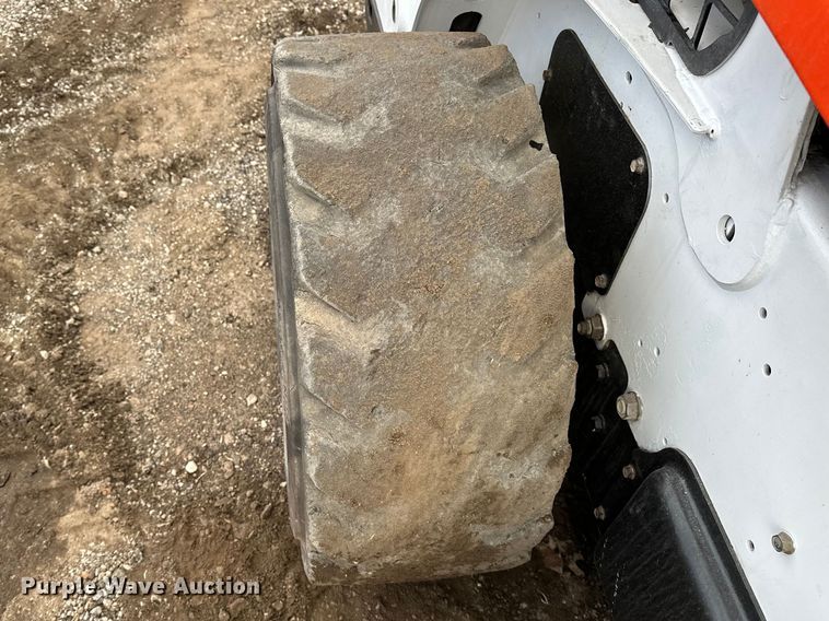 image for item DV0787 2018 Bobcat S650 skid steer loader