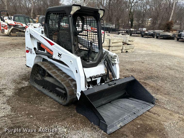 image for item DV0788 2015 Bobcat T450 tracked skid steer loader