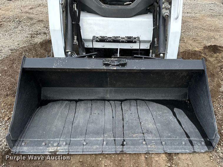 image for item DV0788 2015 Bobcat T450 tracked skid steer loader