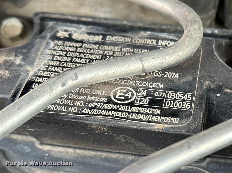 image for item DV0788 2015 Bobcat T450 tracked skid steer loader