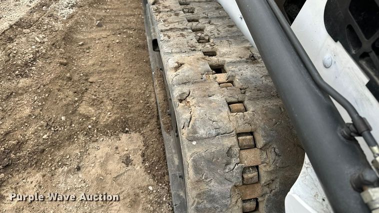 image for item DV0788 2015 Bobcat T450 tracked skid steer loader