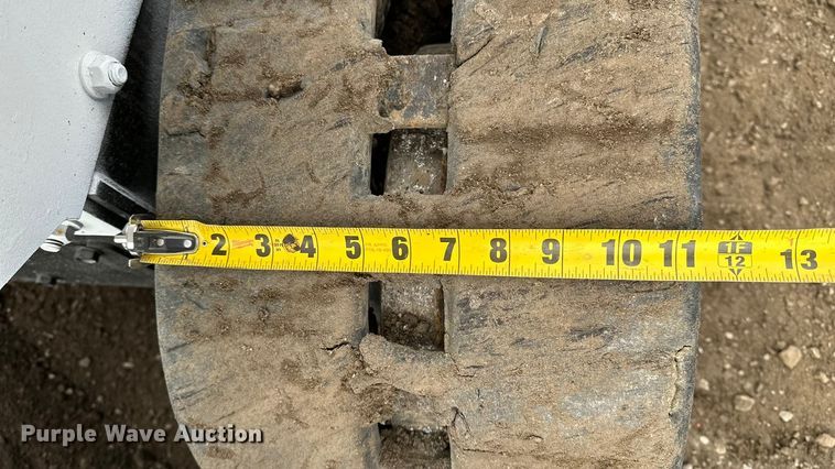 image for item DV0788 2015 Bobcat T450 tracked skid steer loader