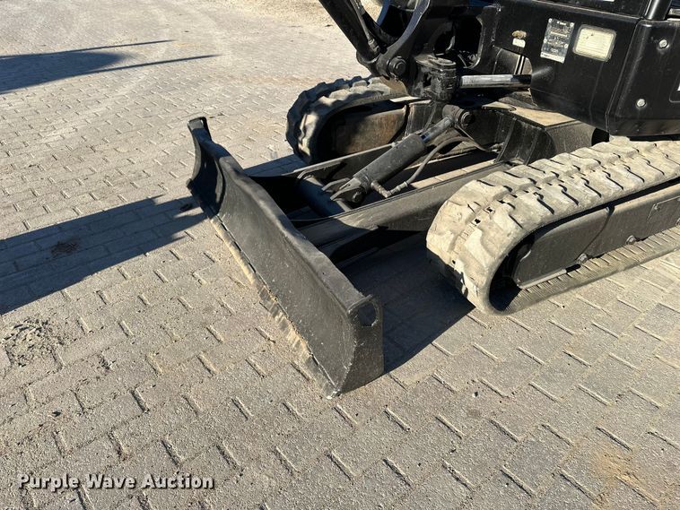 image for item DV0790 2015 Bobcat E32 mini excavator