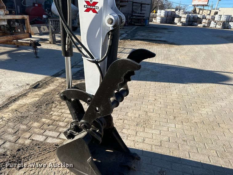 image for item DV0790 2015 Bobcat E32 mini excavator