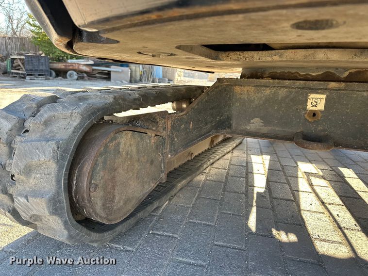 image for item DV0790 2015 Bobcat E32 mini excavator