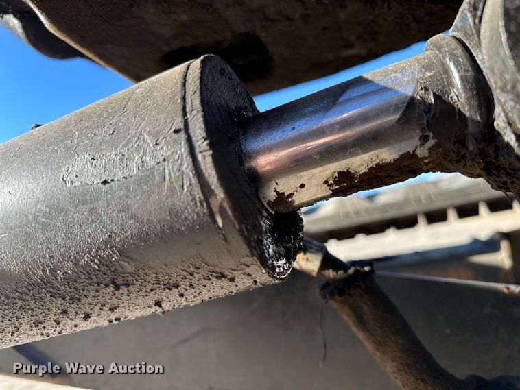 image for item DV0790 2015 Bobcat E32 mini excavator