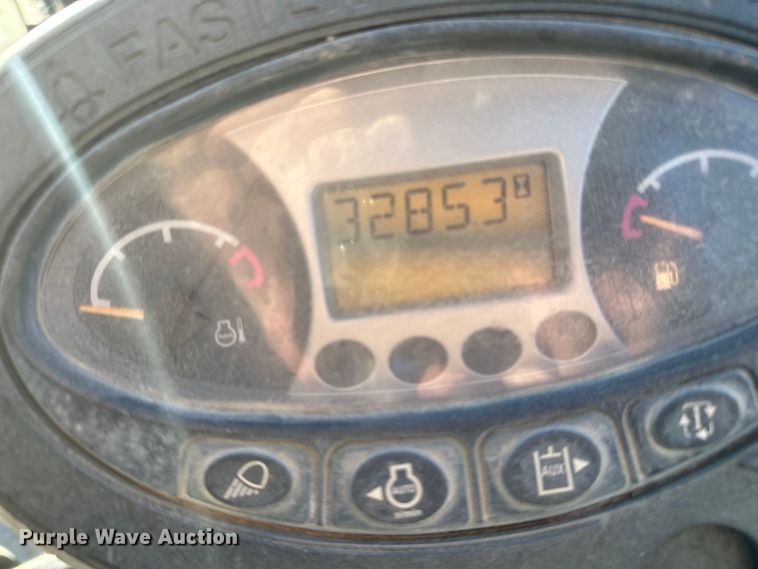 image for item DV0790 2015 Bobcat E32 mini excavator