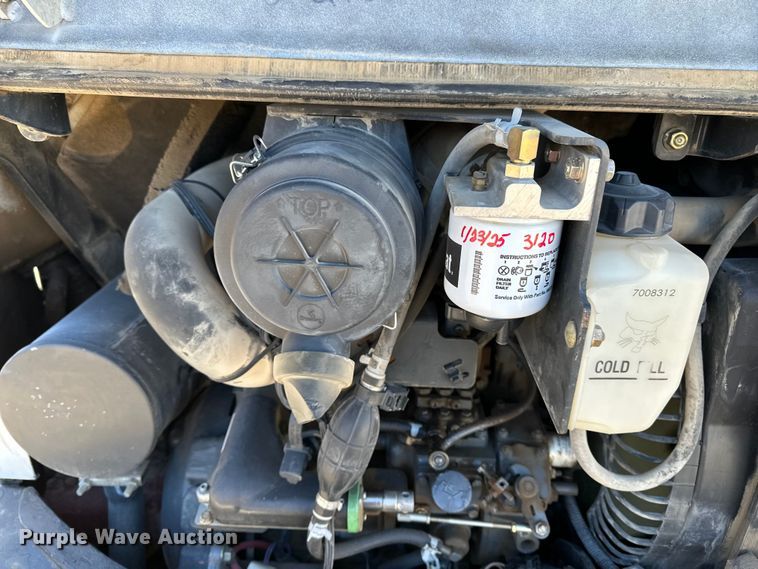 image for item DV0790 2015 Bobcat E32 mini excavator