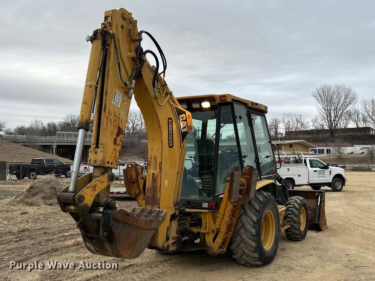 image for item DV0792 2003 Caterpillar 420D backhoe
