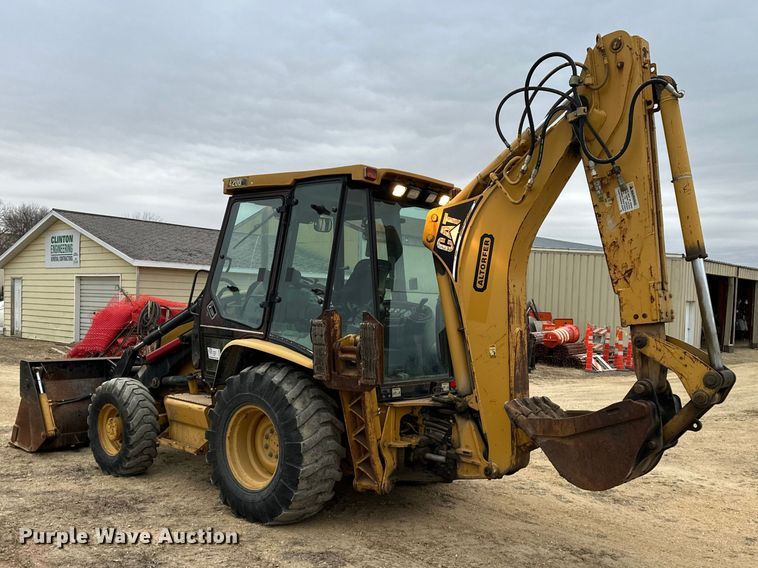image for item DV0792 2003 Caterpillar 420D backhoe