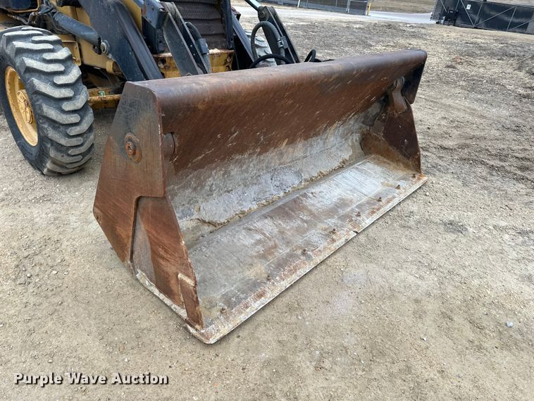 image for item DV0792 2003 Caterpillar 420D backhoe