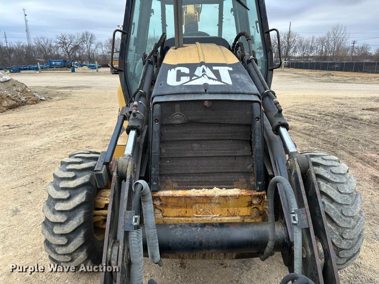 image for item DV0792 2003 Caterpillar 420D backhoe