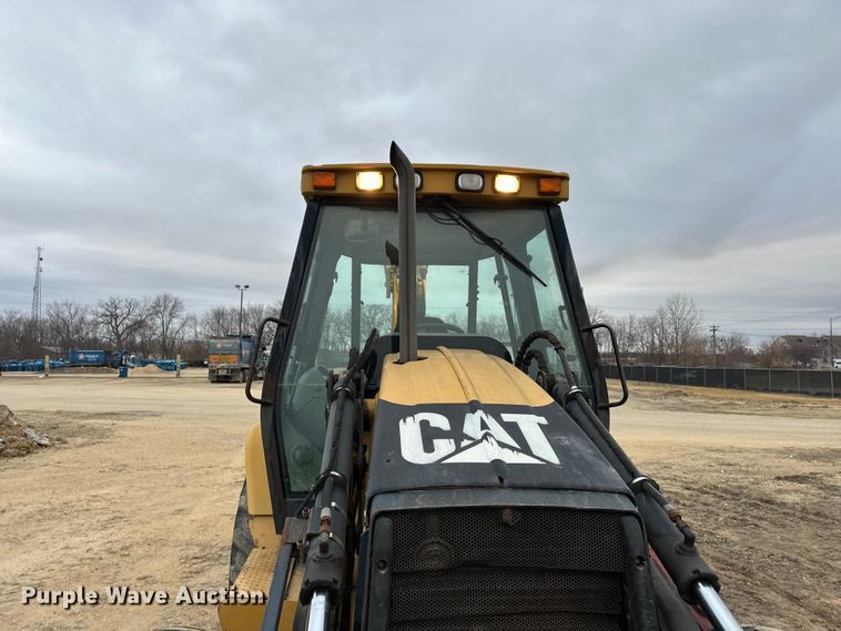 image for item DV0792 2003 Caterpillar 420D backhoe