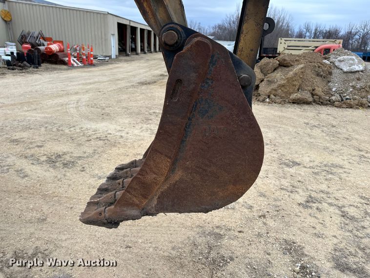 image for item DV0792 2003 Caterpillar 420D backhoe