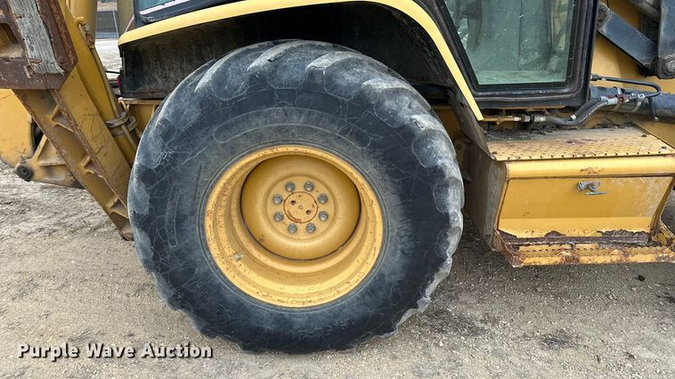image for item DV0792 2003 Caterpillar 420D backhoe
