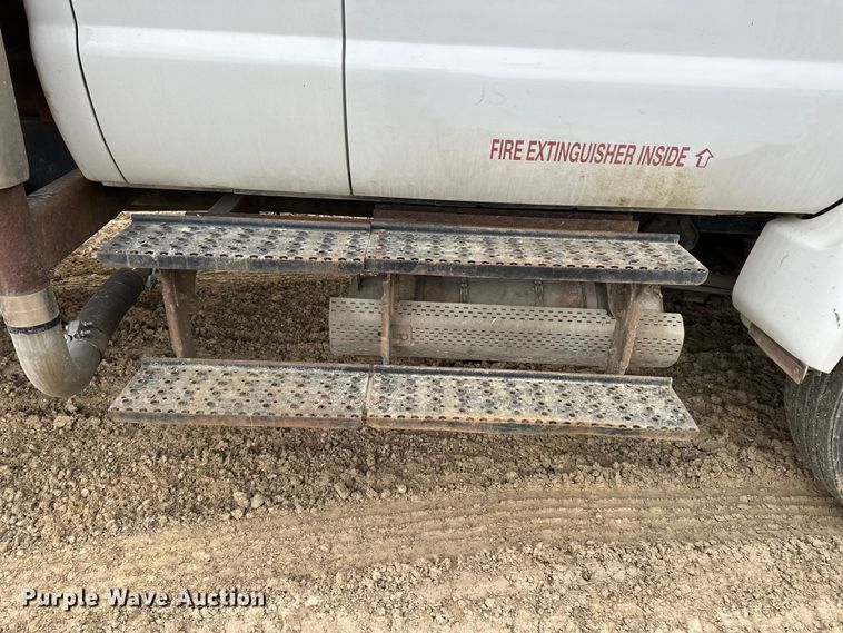 image for item DV0793 2008 Ford F750 dump truck