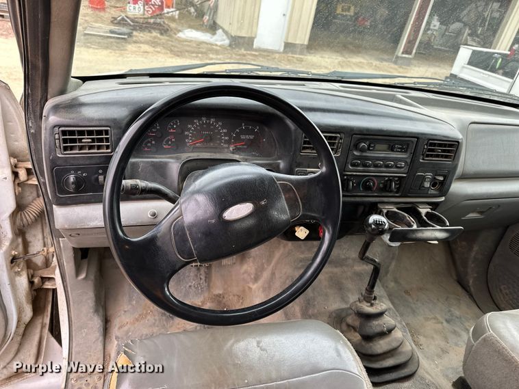 image for item DV0793 2008 Ford F750 dump truck