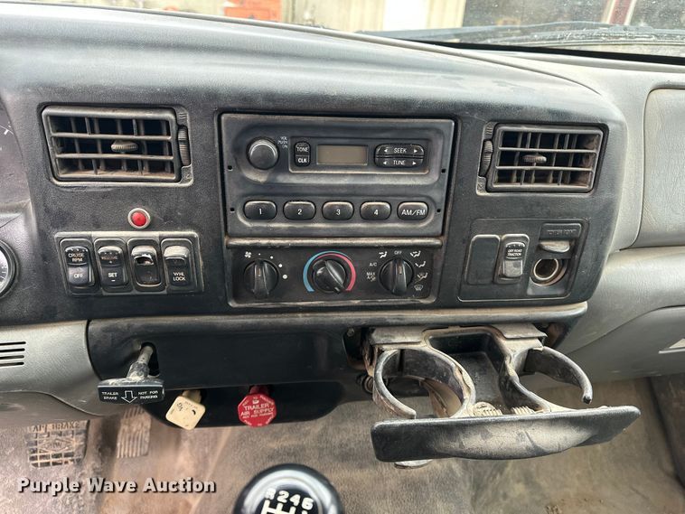 image for item DV0793 2008 Ford F750 dump truck