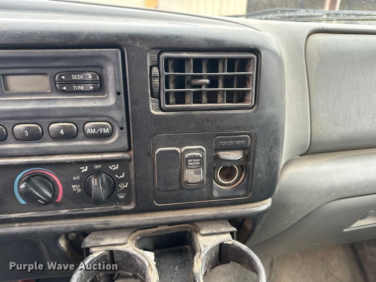 image for item DV0793 2008 Ford F750 dump truck