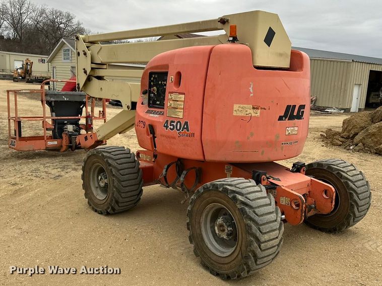 image for item DV0794 2006 JLG 450 Series II boom lift