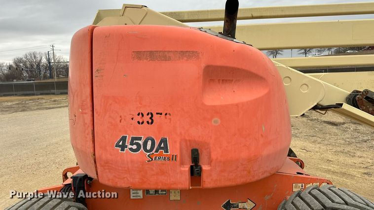 image for item DV0794 2006 JLG 450 Series II boom lift