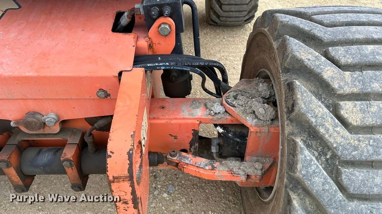 image for item DV0794 2006 JLG 450 Series II boom lift
