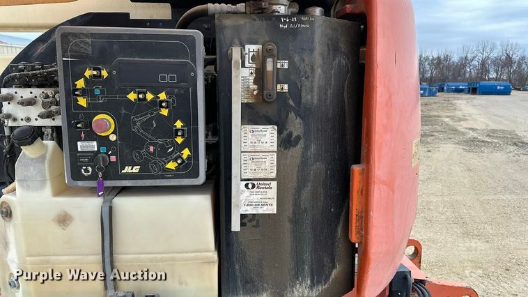 image for item DV0794 2006 JLG 450 Series II boom lift