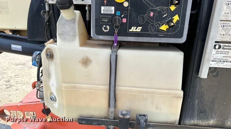 image for item DV0794 2006 JLG 450 Series II boom lift