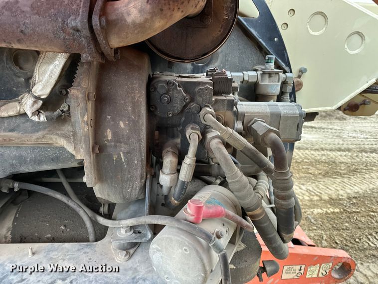 image for item DV0794 2006 JLG 450 Series II boom lift