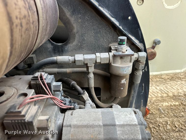 image for item DV0794 2006 JLG 450 Series II boom lift