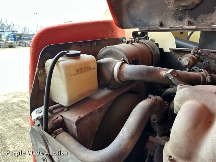 image for item DV0794 2006 JLG 450 Series II boom lift