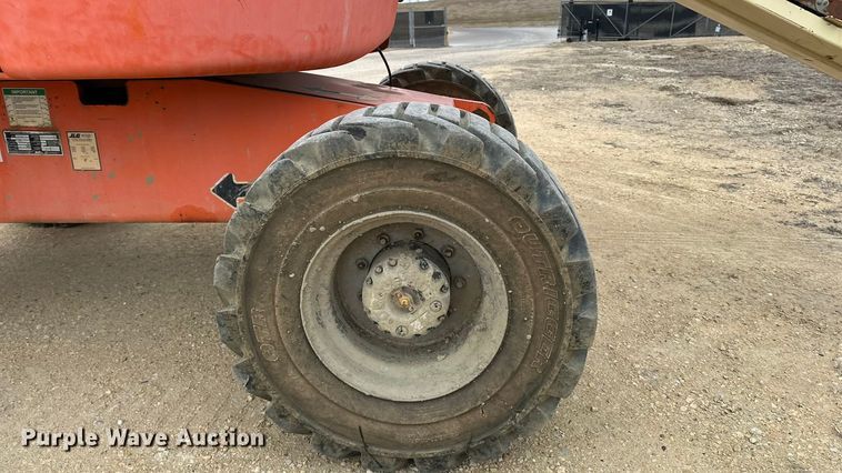 image for item DV0794 2006 JLG 450 Series II boom lift