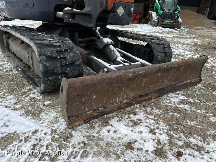 image for item DV0795 2003 Kubota KX121-3 mini excavator